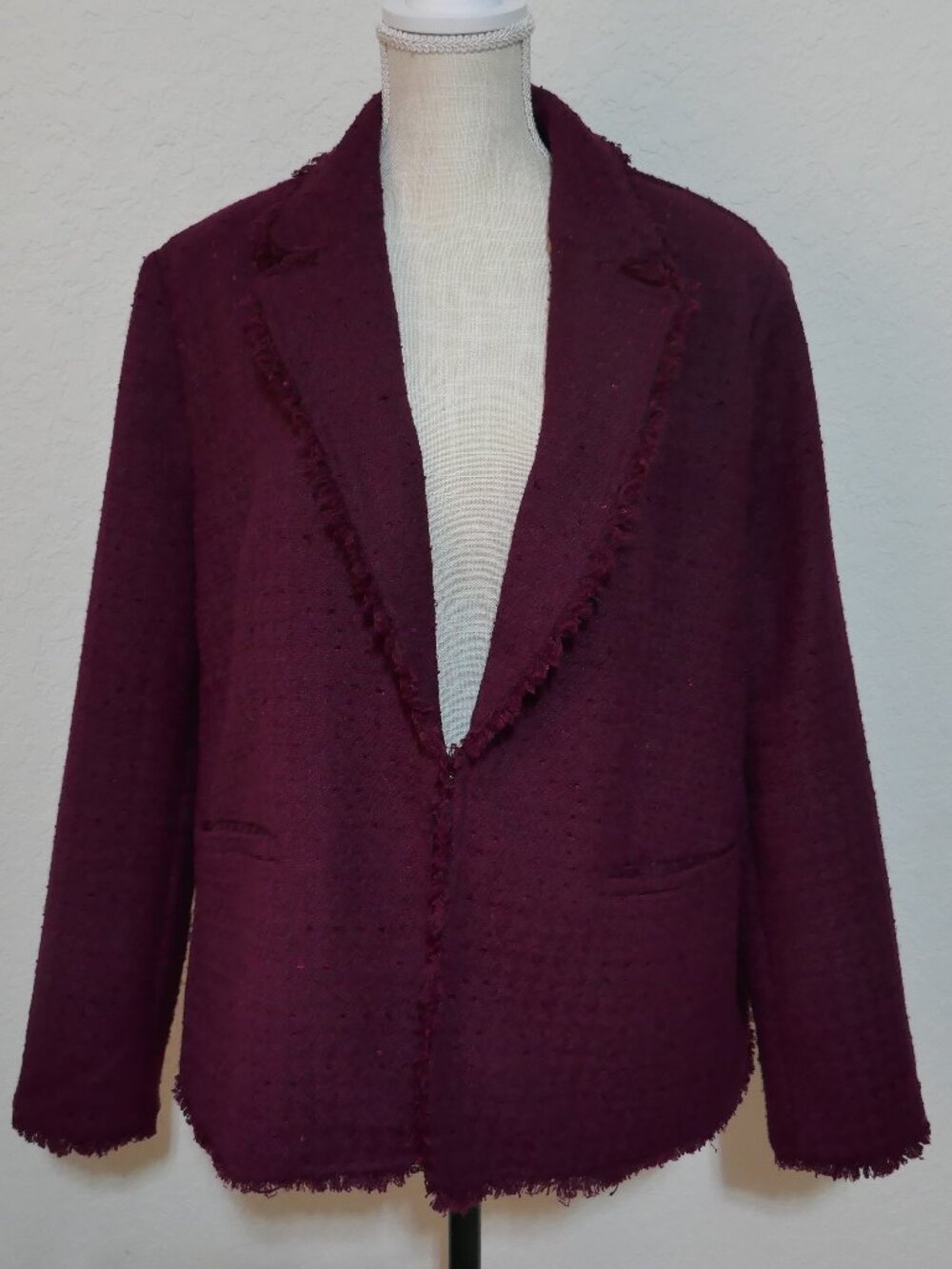 Chico's Burgundy Tweed Boucle Fringed Blazer Jacket Womens Size 3/US 16